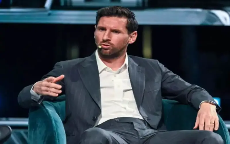 خرّج نجم أرسنال وصديق النجم الأرجنتيني.. من هو كورنيا النادي الذي امتلكه ليونيل ميسي؟